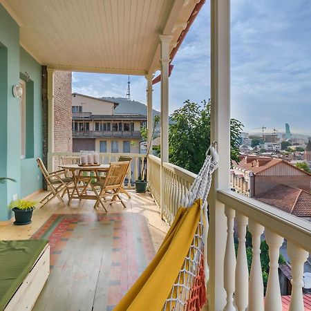 New Apartment With Amazing Views In Old Tbilisi Luaran gambar